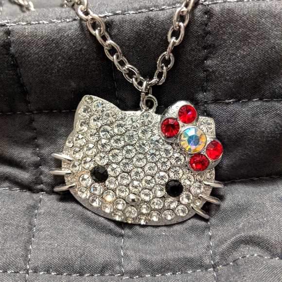 Hello Kitty rhinestone necklace - Picture 1 of 3